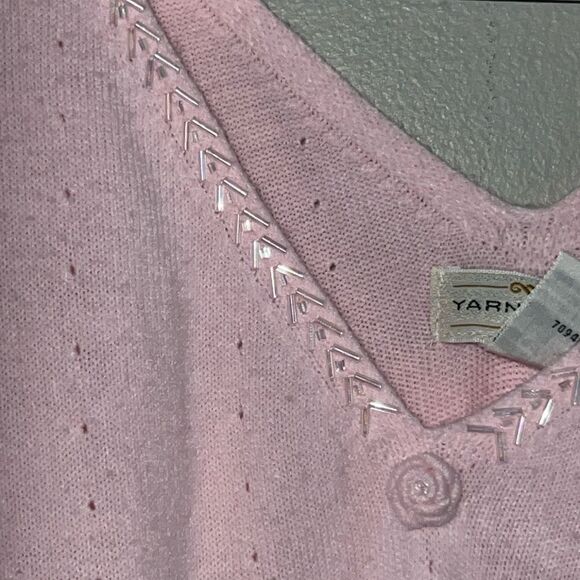 YarnWorks soft pink sleeveless sweater/sweater vest - Picture 2 of 7
